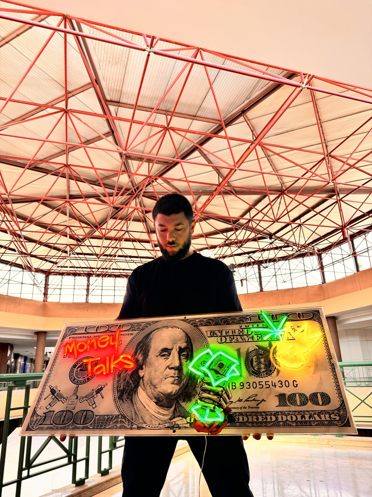 Banknot figürlü neon duvar tablosu
