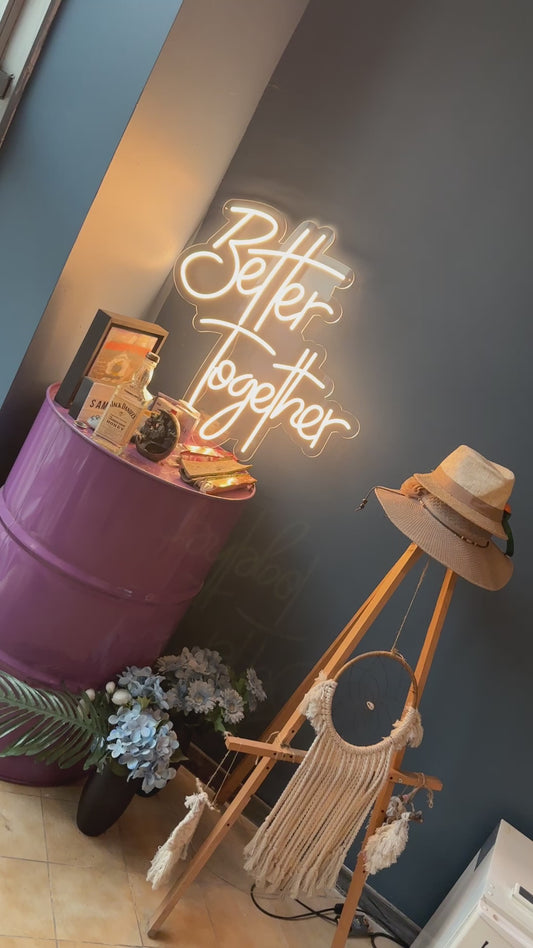 Better Together Neon Tabela — Kare Düğün Yazısı, 70x70 cm